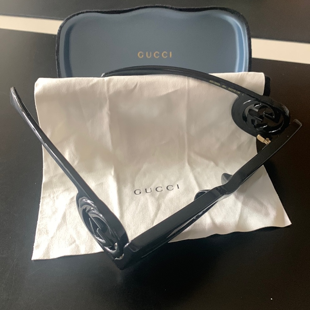 Gucci sunglasses authentic GG13259 black & gray lens